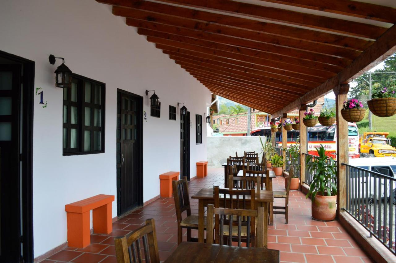 Balcones De La Casona Hotell Guatapé Eksteriør bilde